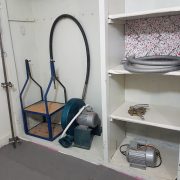 دستگاه پرداخت تخت و روگیری فرش و تابلوفرش دستبافت